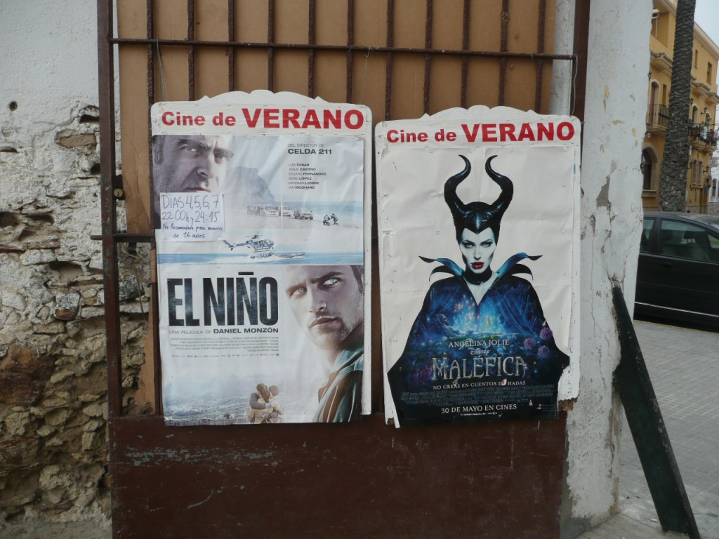 Las dos hermanas, Kim en Wendy, Spaanse taalreis, Taalreis, Spanje, Andalusië, rondreis Andalusië, Andalucia, Praat Spaans met me, Zahara de los atunes, Cine de verano